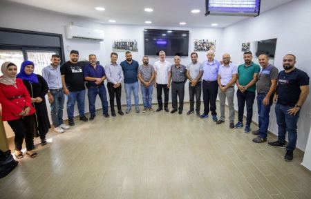 الجمعيات المقدسية تكرّم جمعية الأقصى